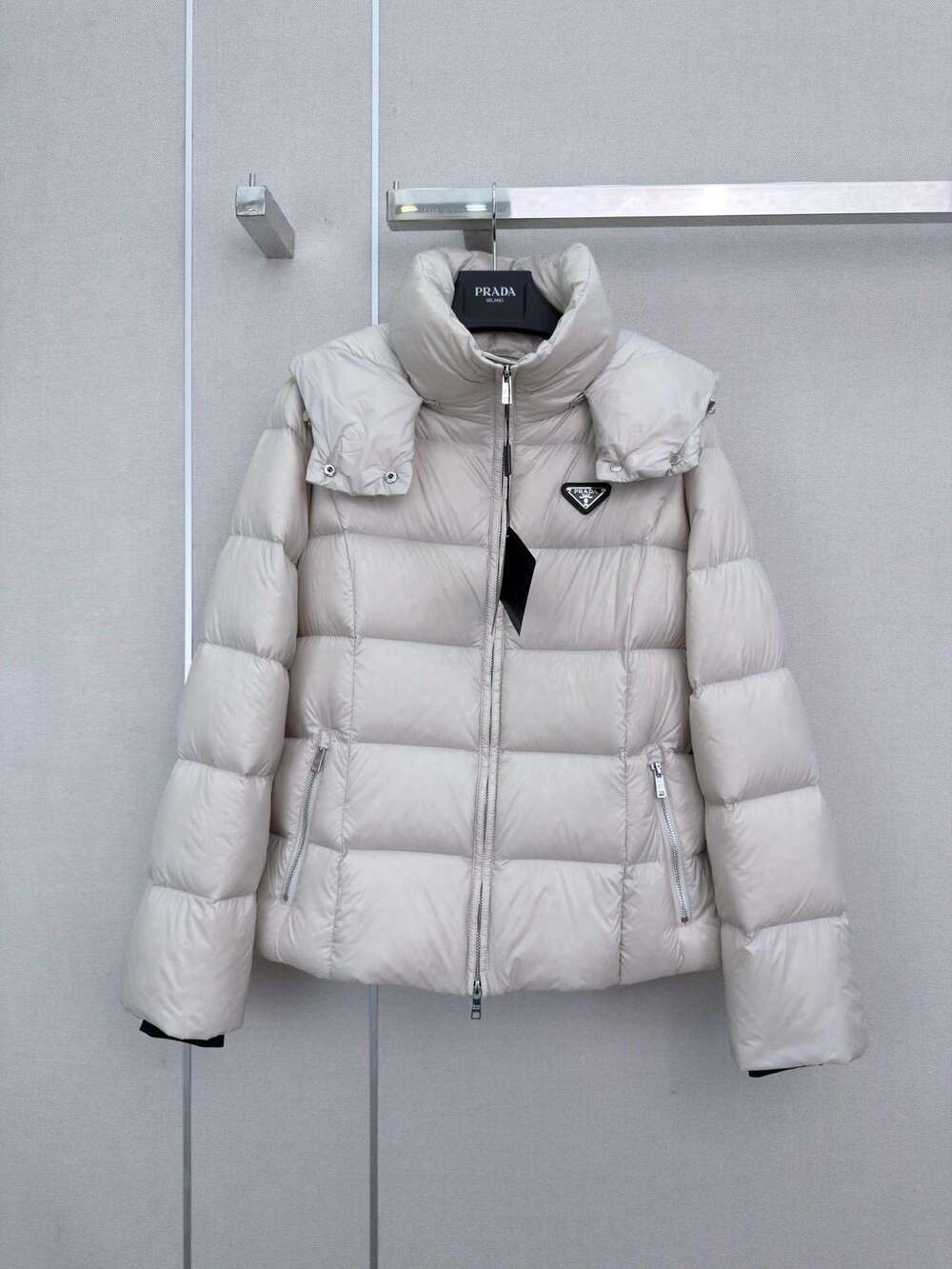 🥼Prada Ivory Hooded Horizontal-Quilt Down Puffer Jacket